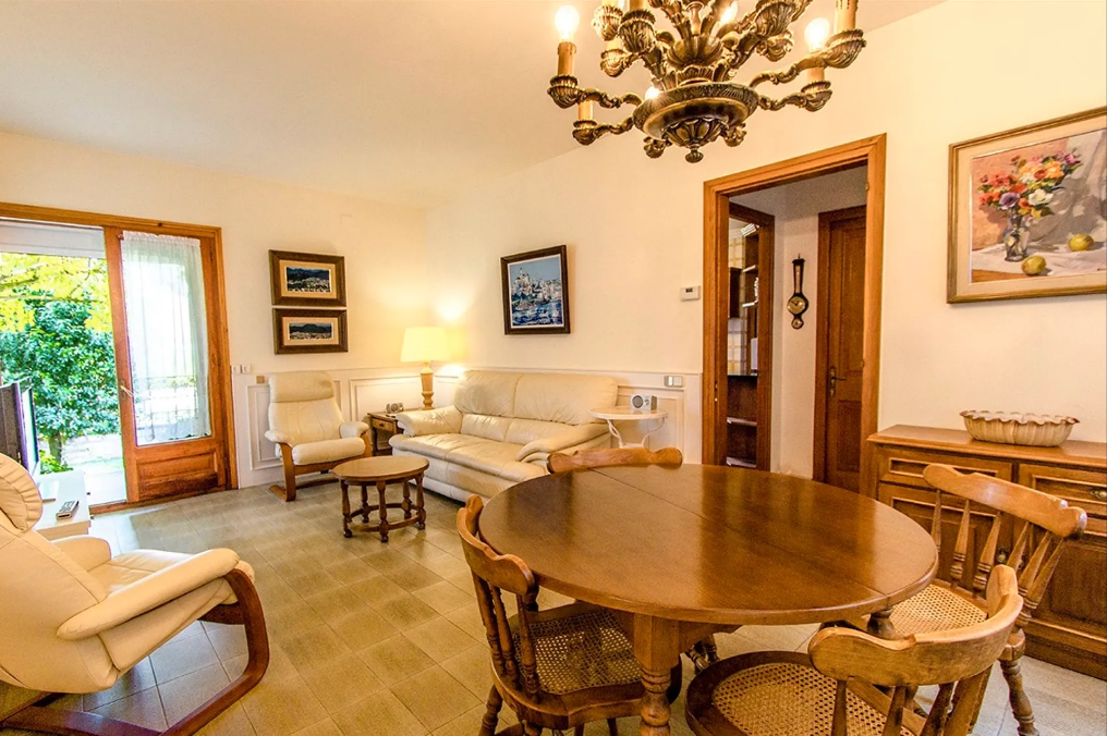 Villa-Gerone-REF7418526