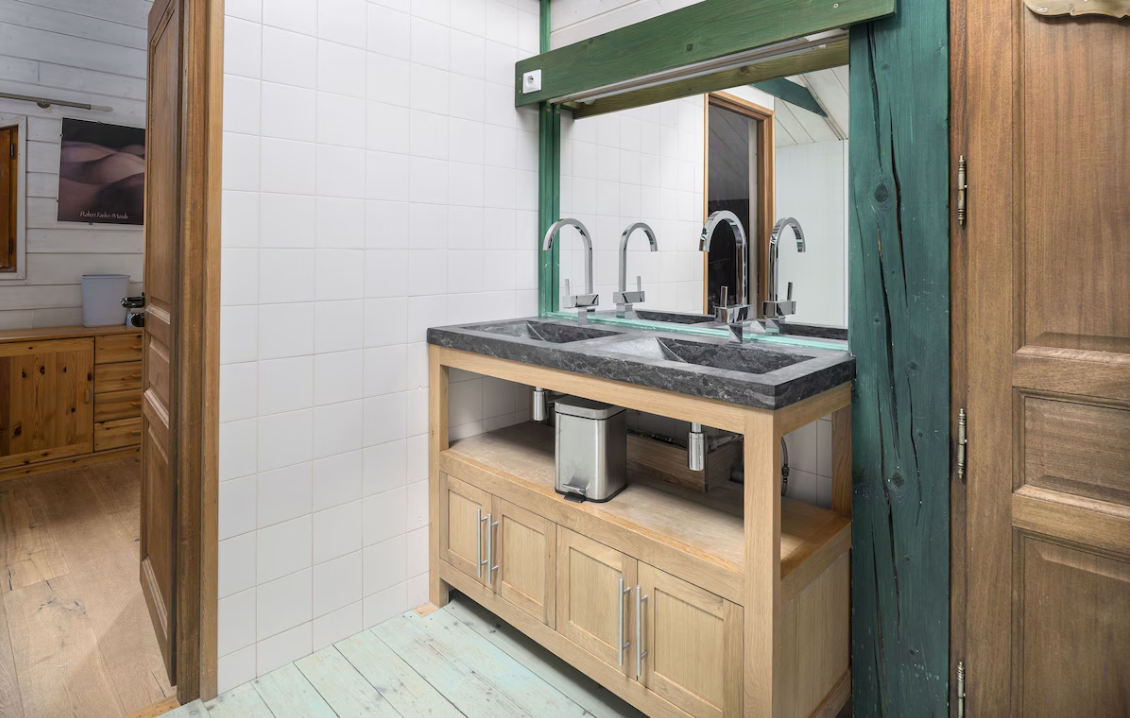 Chalet-Arcs1800-REF7417411