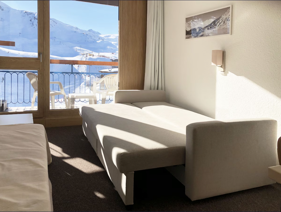 Studio-Arc2000-REF1478526