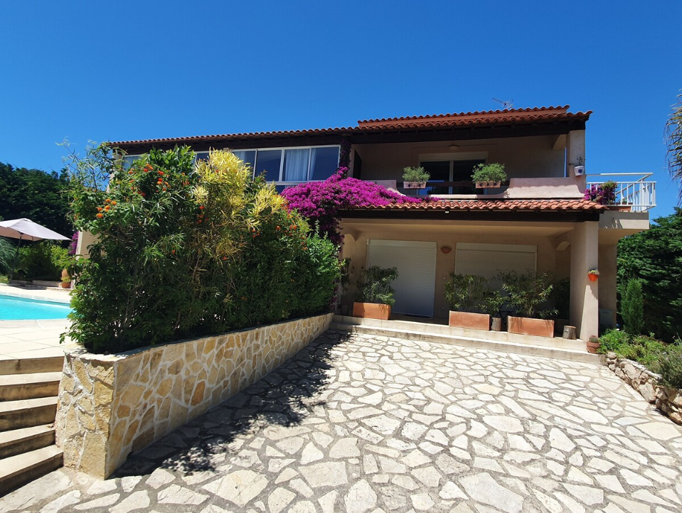 Logement-Seyne-sur-Mer-REF1472586