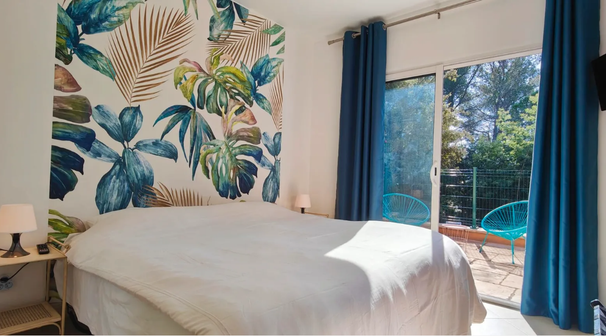 Maison-Saint-Raphael-REF6767596