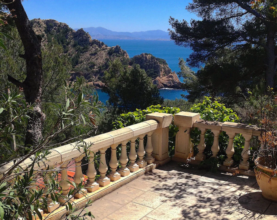 Villa-Ensues-La-Redonne-REF7418552